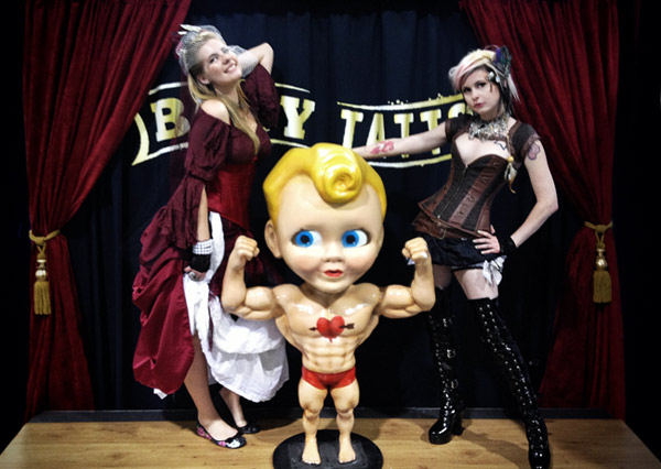 WonderConWomen_600.jpg